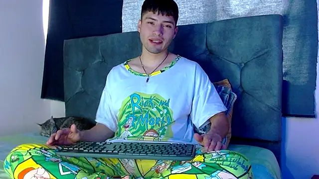 nolanjay  online show from September 11, 2:16 pm