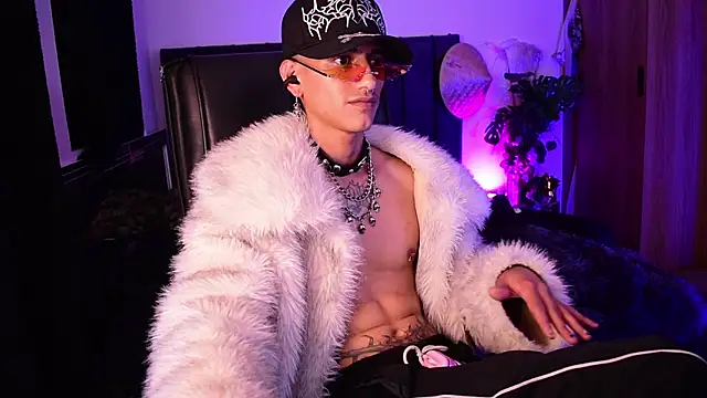 DemonKush-- online show from June 23, 9:47 am