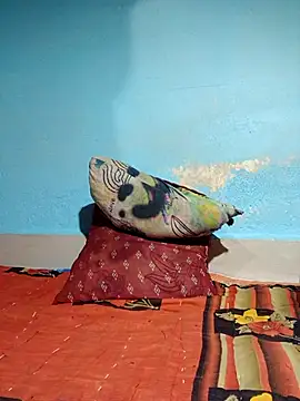 Newalcock online show from February 6, 1:57 am