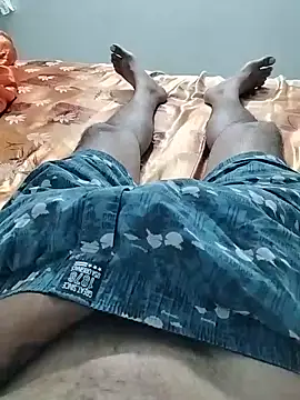 luckylads0037 online show from June 17, 5:59 pm
