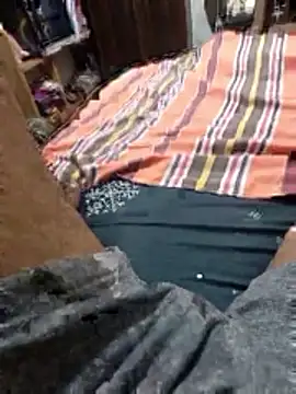 Hilkanna  online show from February 16, 5:33 pm