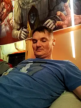 Snapshot of 023Longandjuicy chatting on October 10, 8:02 pm 023Longandjuicy online show from October 10, 8:02 pm