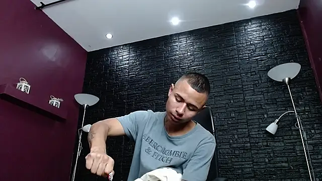 Bryansteban online show from January 17, 7:20 pm