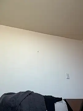 UKI06 online show from March 18, 5:24 am