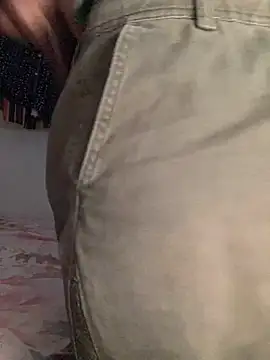 Johnras121 online show from February 2, 11:35 pm