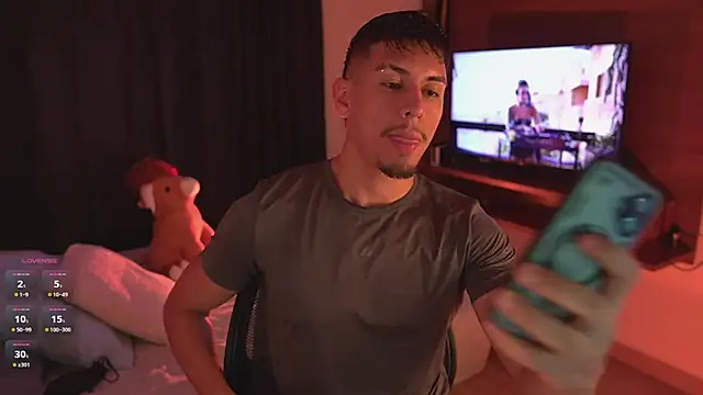 Aaronfox x online show from May 23, 1:55 am