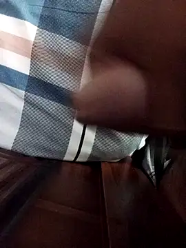 Snapshot of sadunt chatting on January 4, 11:22 am sadunt online show from January 4, 11:22 am