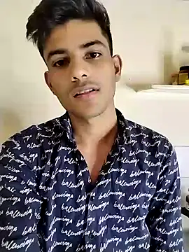 kingkartik7 online show from January 24, 11:37 am