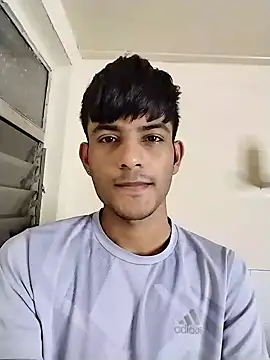 kingkartik7 online show from February 11, 7:48 pm