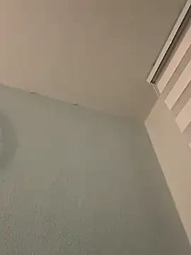 derFickerali online show from March 21, 2:18 am