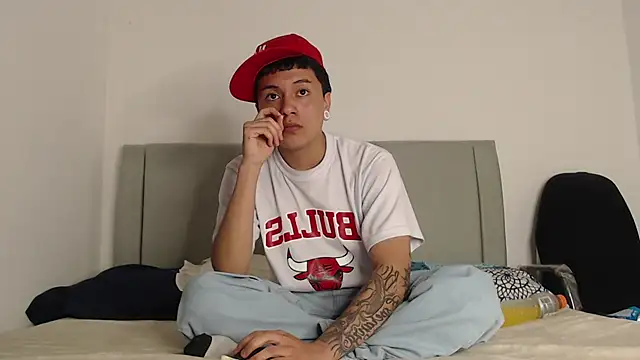 alex-lover online show from February 12, 2:50 am