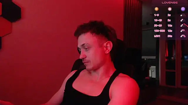 Snapshot of alex_nash chatting on October 16, 12:18 am alex nash online show from October 16, 12:18 am