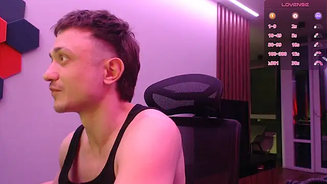 Snapshot of alex_nash chatting on October 10, 9:18 pm alex nash online show from October 10, 9:18 pm