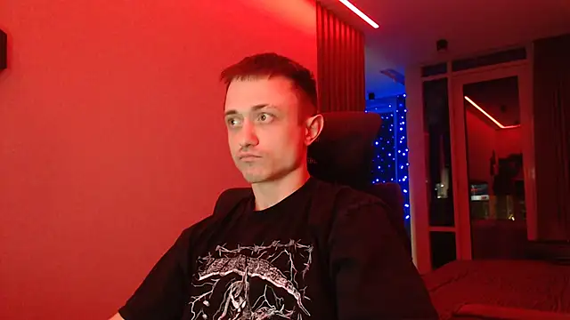 Snapshot of alex_nash chatting on February 20, 12:08 am alex nash online show from February 20, 12:08 am