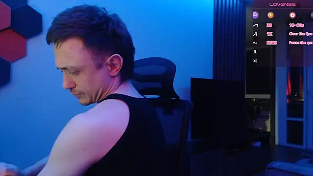 Snapshot of alex_nash chatting on October 22, 10:46 pm alex nash online show from October 22, 10:46 pm