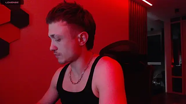 Snapshot of alex_nash chatting on October 1, 9:52 pm alex nash online show from October 1, 9:52 pm