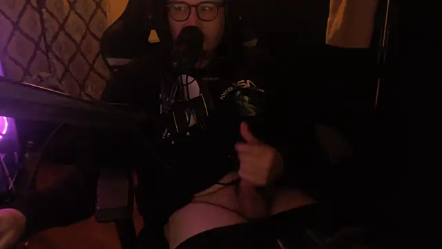 chicostick413 online show from February 10, 1:43 am