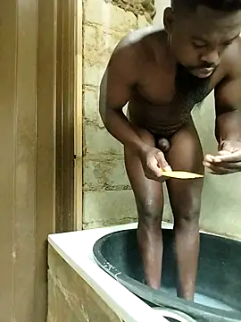 Snapshot of Chocolate_factory_man chatting on October 7, 4:05 am Chocolate factory man online show from October 7, 4:05 am