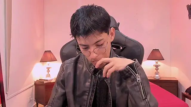 alexandersawyer online show from November 18, 1:04 pm