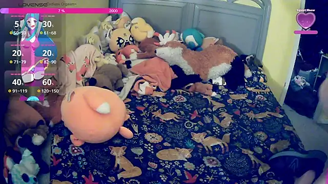 Snapshot of FoxieHikari chatting on September 23, 2:00 am FoxieHikari online show from September 23, 2:00 am