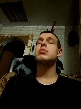 pretty roman online show from December 14, 10:28 pm