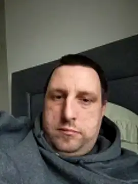 HE-M123 online show from March 24, 5:40 pm