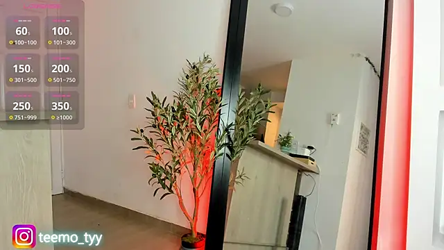 teemotwink online show from April 5, 9:33 pm