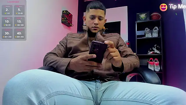 Marcos garcias online show from March 26, 1:32 am