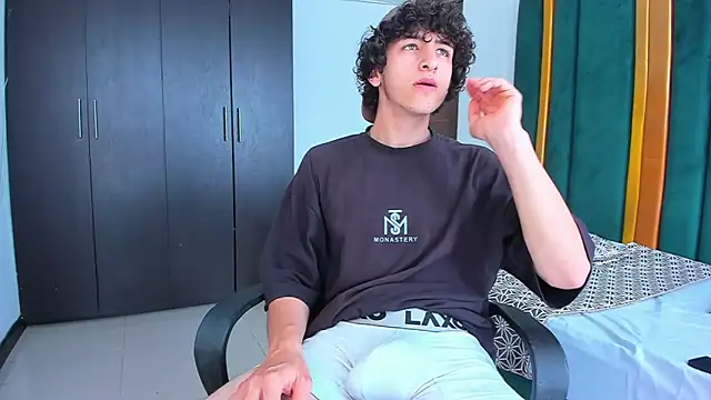 Kerverr  online show from September 10, 5:55 pm