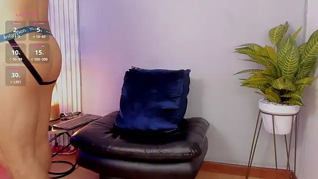 thomas eliotts online show from December 3, 7:22 pm