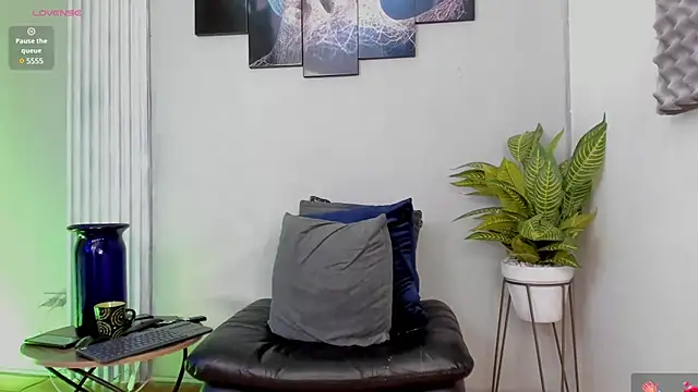 thomas eliotts online show from March 4, 8:16 pm