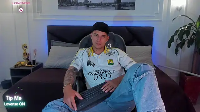 Damian23   online show from March 10, 12:11 pm