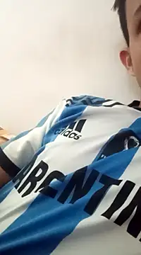 Snapshot of fanus_6927 chatting on February 24, 5:20 pm fanus 6927 online show from February 24, 5:20 pm