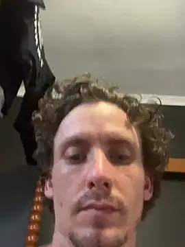 bradleyjamesmc online show from January 15, 2:46 pm