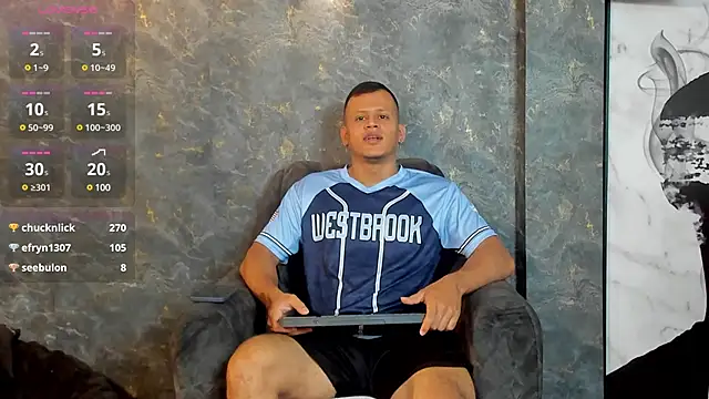 Snapshot of Alex_towers chatting on January 14, 6:49 pm Alex towers online show from January 14, 6:49 pm