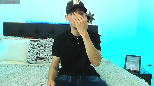 PhilipRich online show from March 3, 7:56 pm