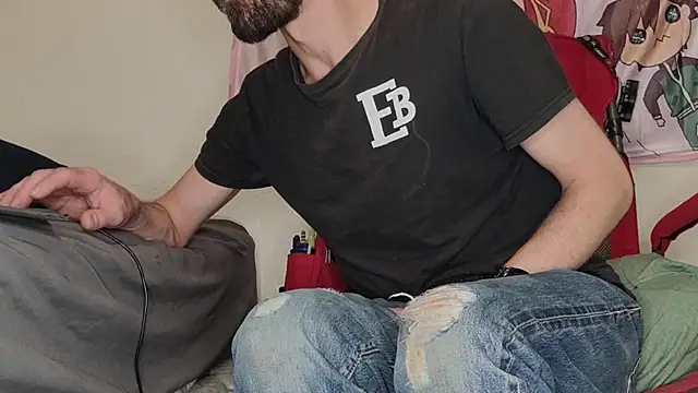 SlammyDjr online show from November 19, 11:43 am