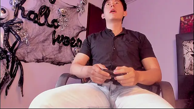 Snapshot of setsuna10 chatting on October 23, 3:21 am setsuna10 online show from October 23, 3:21 am