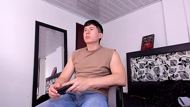 Snapshot of setsuna10 chatting on December 5, 8:34 pm setsuna10 online show from December 5, 8:34 pm