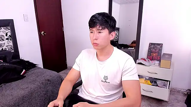 Snapshot of setsuna10 chatting on February 3, 8:46 pm setsuna10 online show from February 3, 8:46 pm