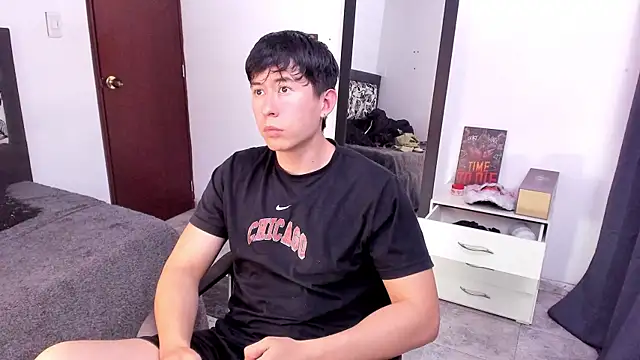 Snapshot of setsuna10 chatting on February 8, 10:40 pm setsuna10 online show from February 8, 10:40 pm