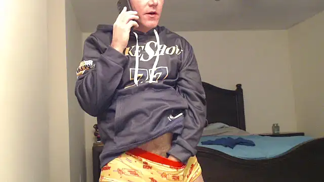 Snapshot of Bigtater1999 chatting on October 26, 9:17 pm Bigtater1999 online show from October 26, 9:17 pm