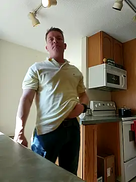 Bigtater1999 online show from March 1, 7:13 pm