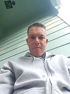 Bigtater1999 online show from November 1, 9:19 pm