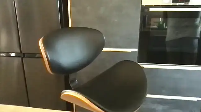 unconnudu21000 online show from January 13, 1:06 pm