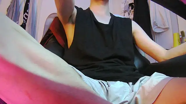 Ray175oo online show from April 18, 5:36 pm