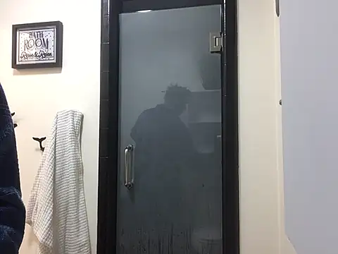 Snapshot of wheresando1 chatting on February 11, 2:35 am wheresando1 online show from February 11, 2:35 am