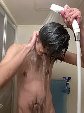 Snapshot of ryusei18570 chatting on February 13, 2:42 pm ryusei18570 online show from February 13, 2:42 pm