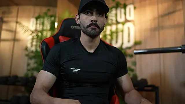 Austin bolt online show from December 4, 2:09 am