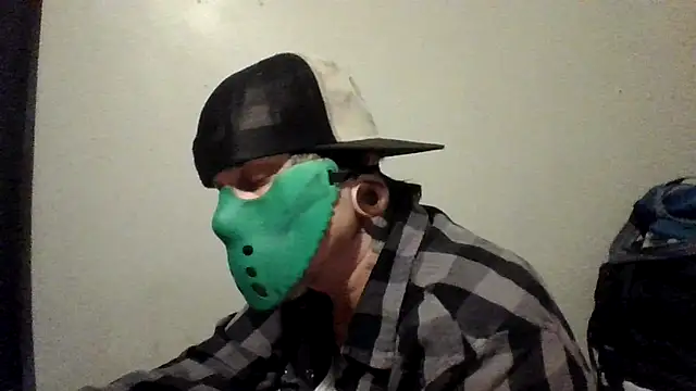 clitstitsandbongrips online show from September 29, 1:52 pm